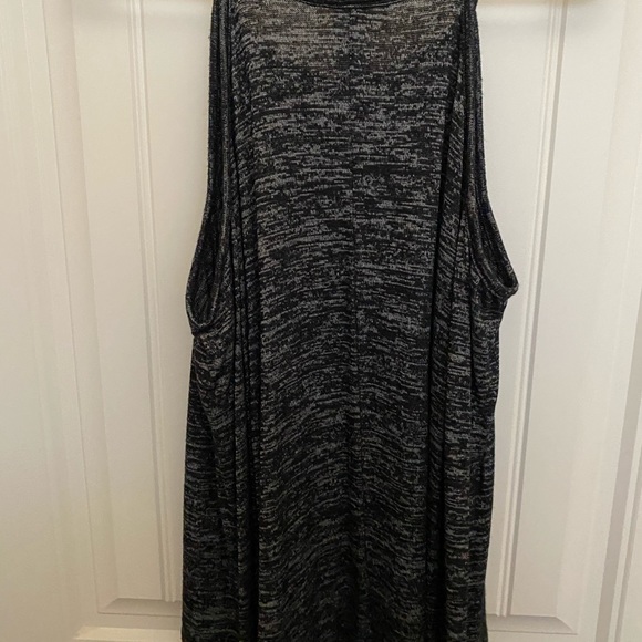 Blouse - Picture 2 of 2